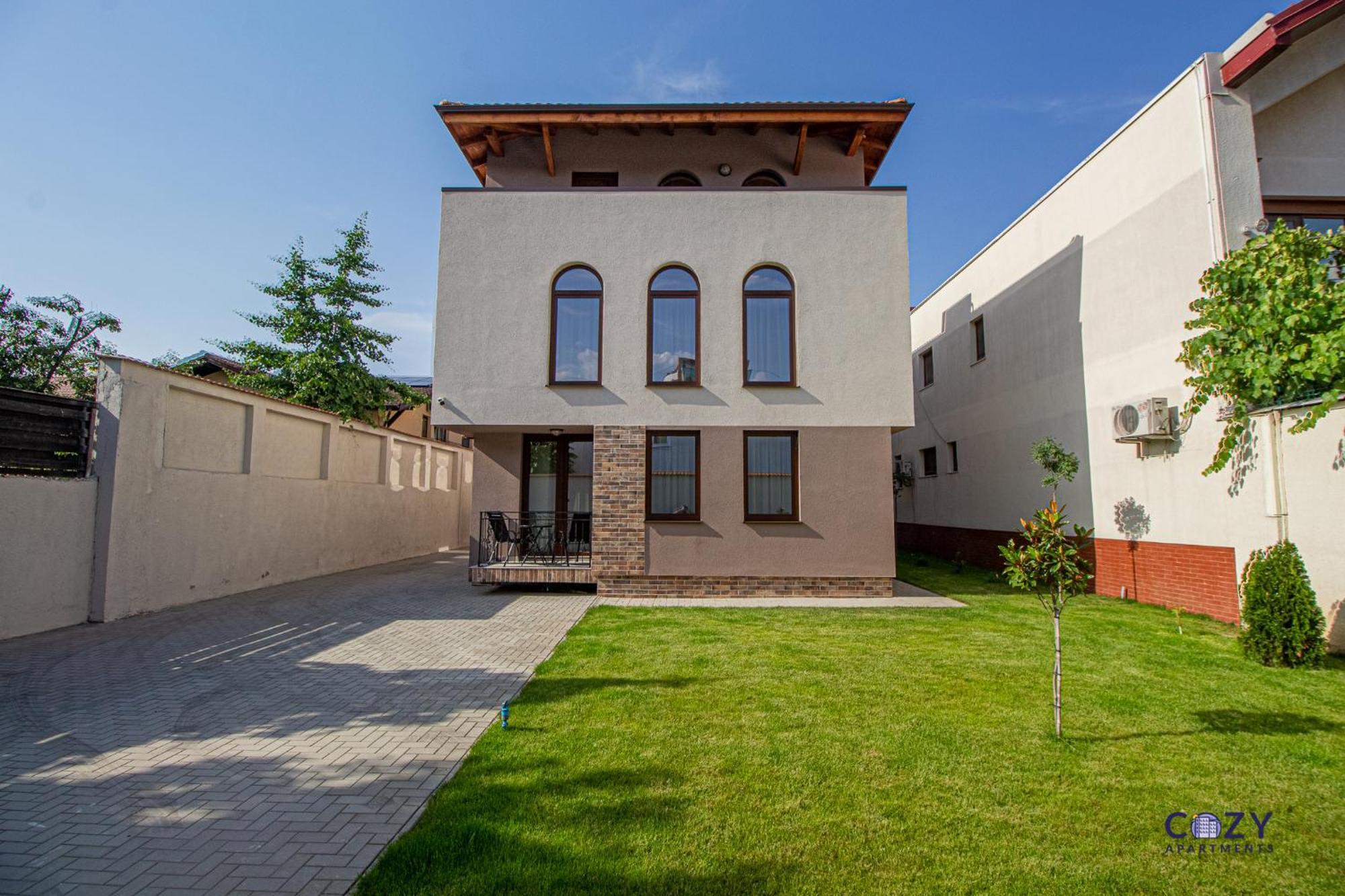 Cozy Brand New Boutique Aparthotel Braşov Esterno foto