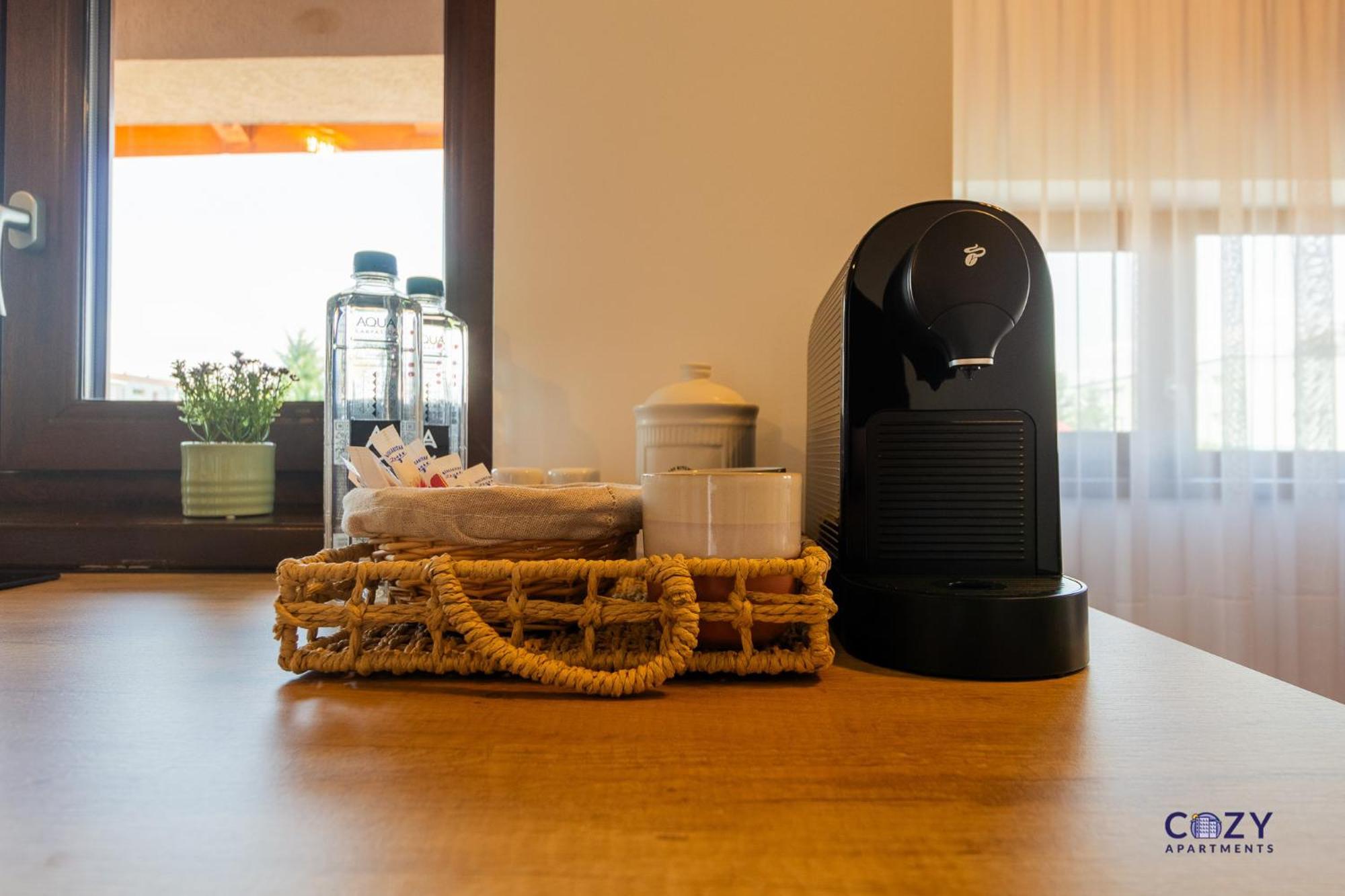 Cozy Brand New Boutique Aparthotel Braşov Esterno foto