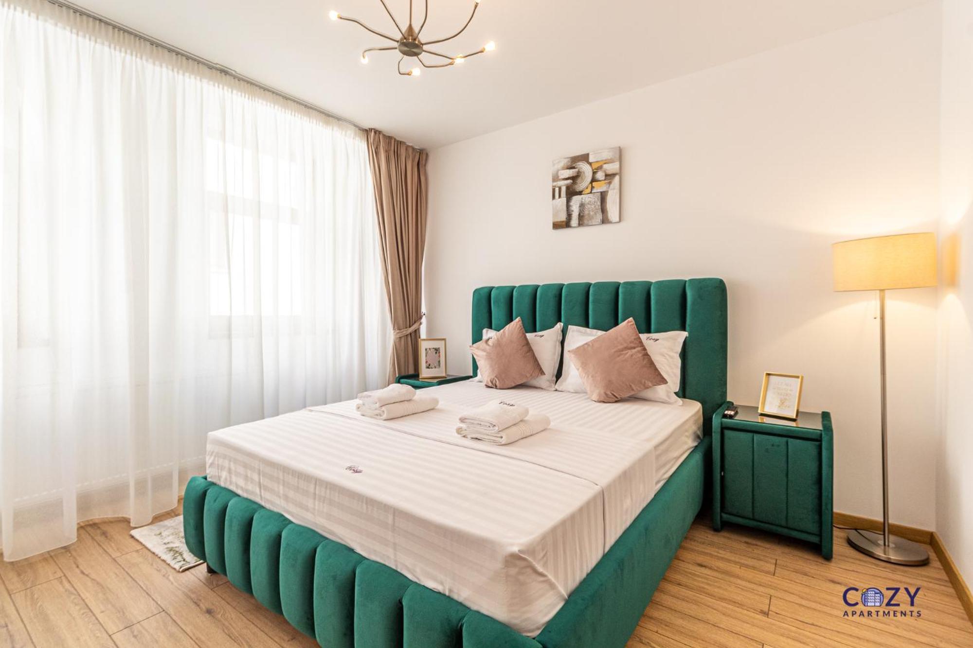 Cozy Brand New Boutique Aparthotel Braşov Esterno foto