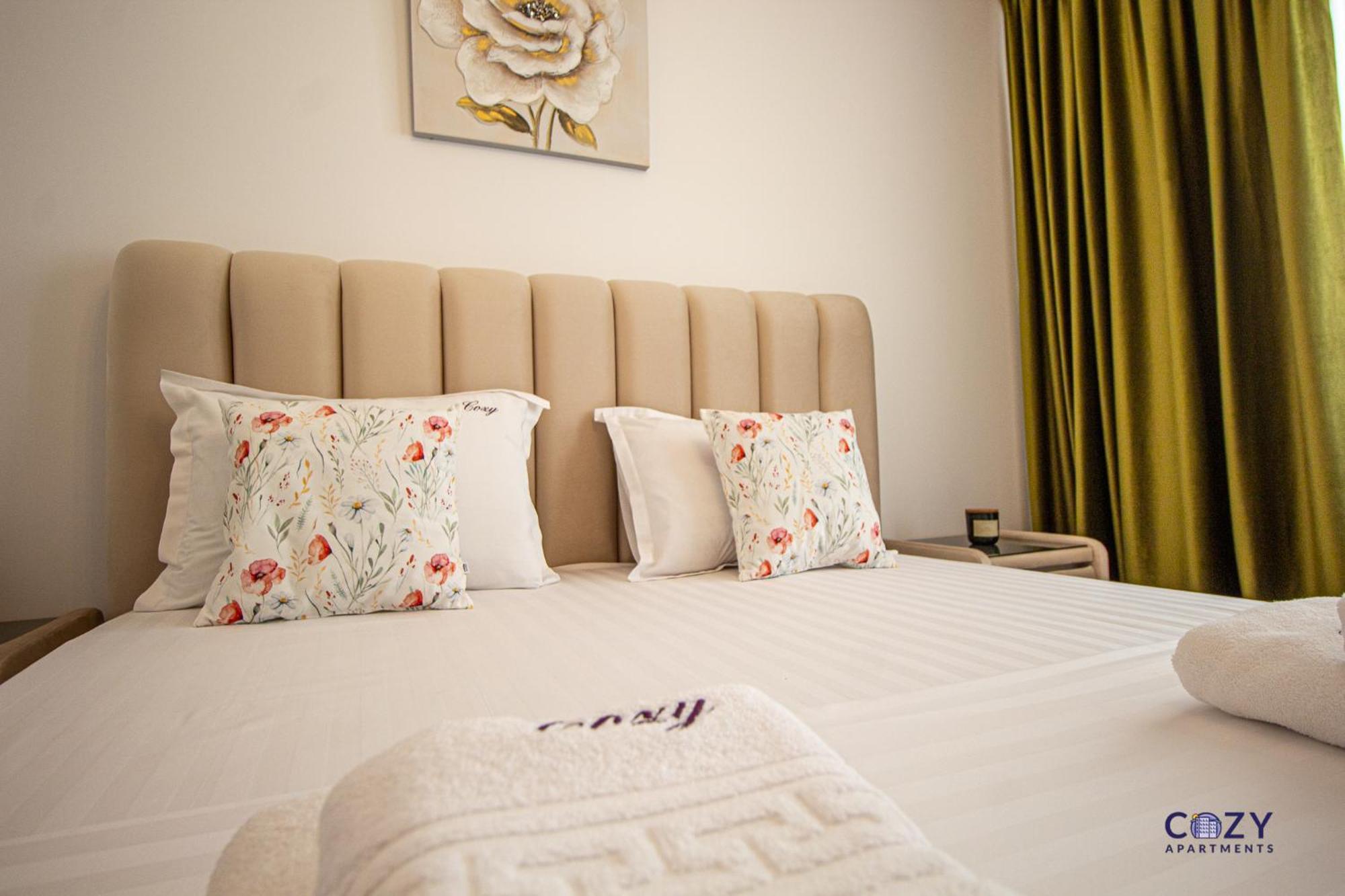 Cozy Brand New Boutique Aparthotel Braşov Esterno foto