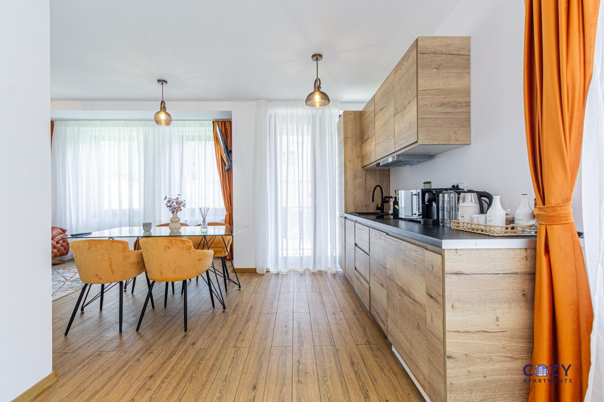 Cozy Brand New Boutique Aparthotel Braşov Esterno foto