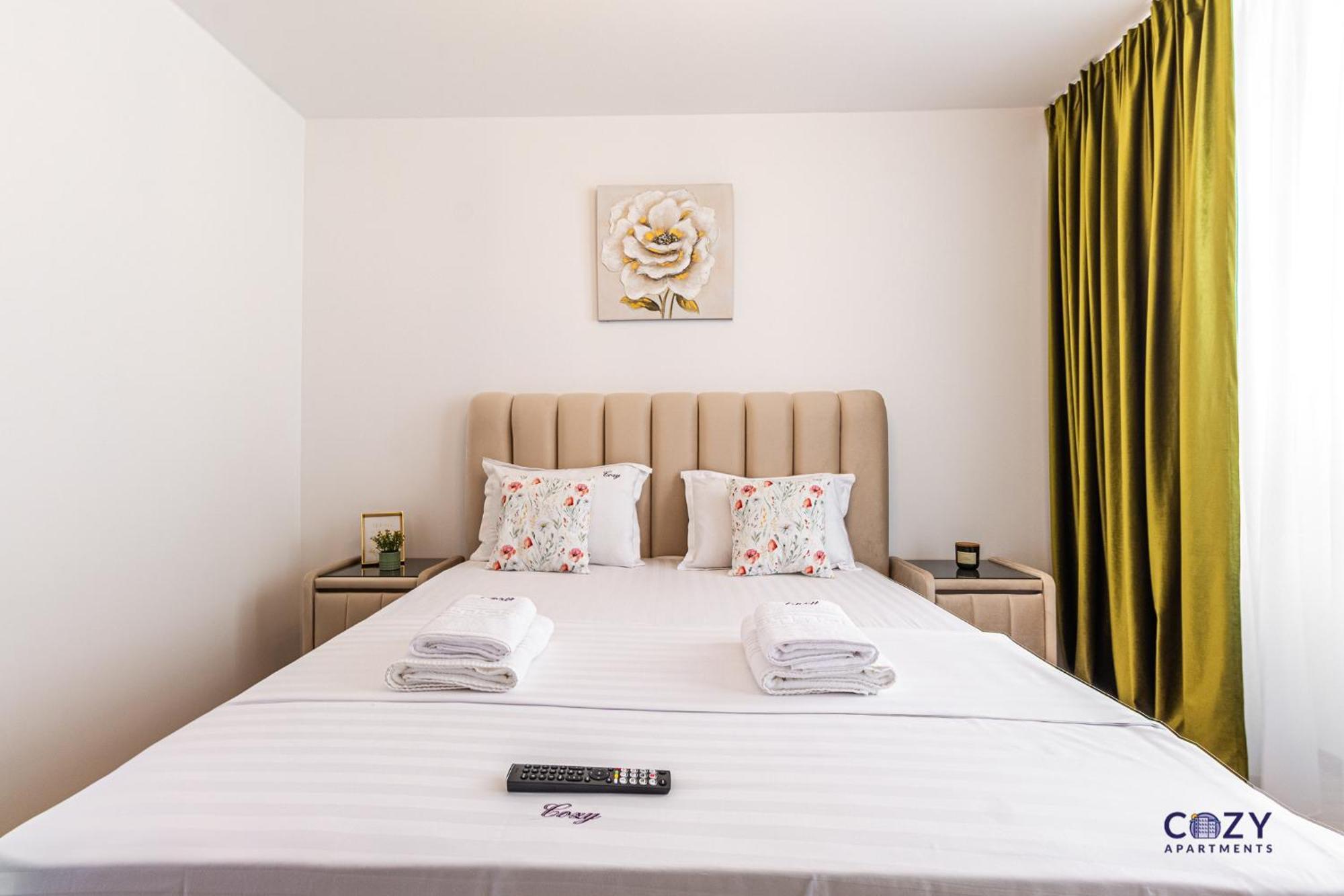 Cozy Brand New Boutique Aparthotel Braşov Esterno foto